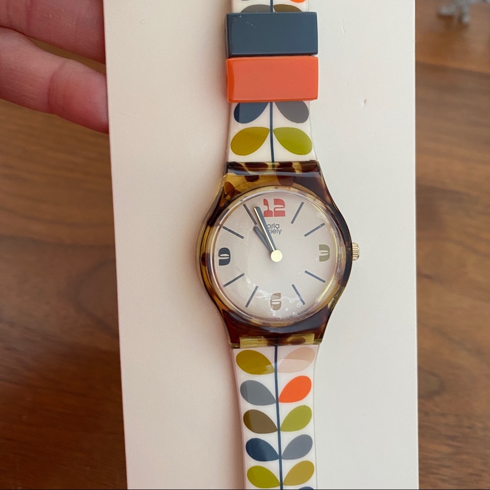 ORLA KIELY TIME watch - signature print - new in box - from UK